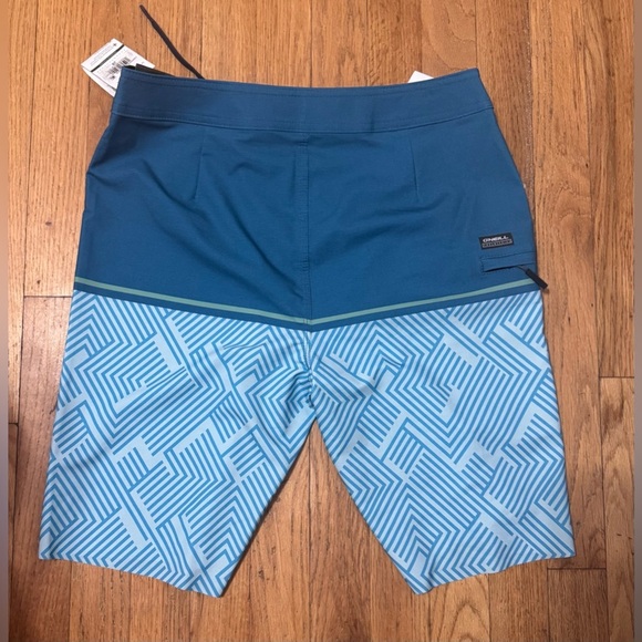 O’Neill HYPERFREAK TECH TRVLR NOMAD 20" BOARDSHORT - Picture 6 of 6